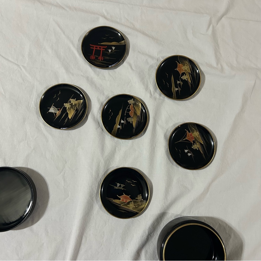 Vintage Japanese laquer coaster set.